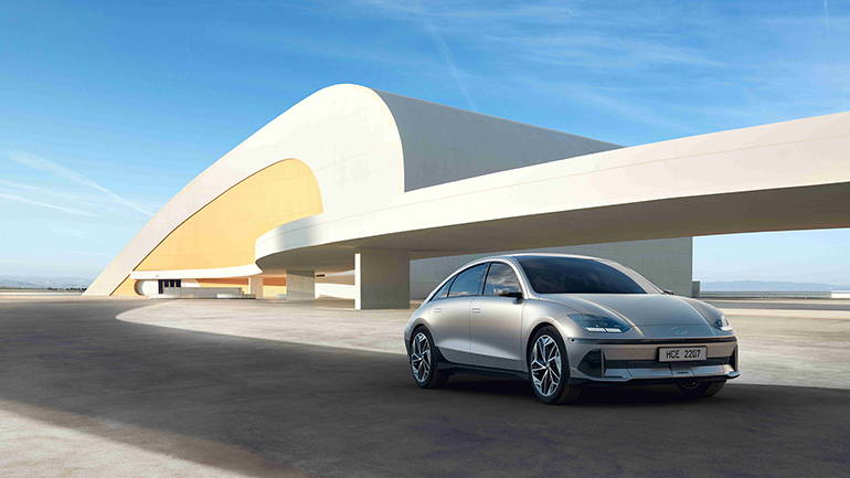 현대자동차의 전기차 전용 브랜드 아이오닉 6. 르 코르뷔지에는 자동차를 건축이 닮아야 할 이상적인 대상으로 여겼습니다. 사진=현대자동차